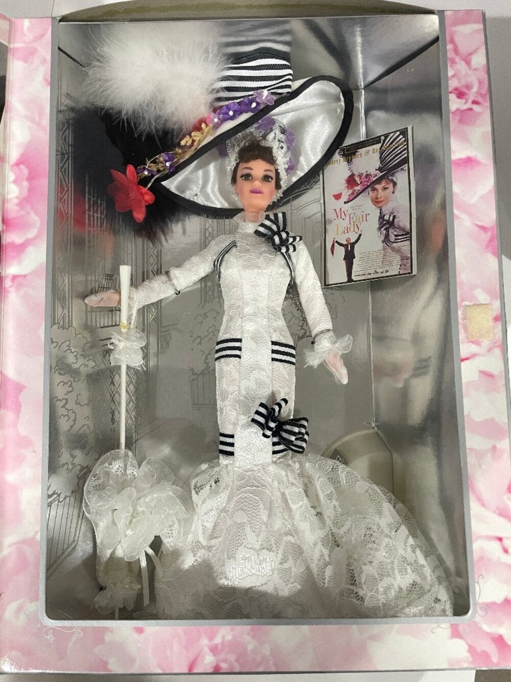 Vtg Barbie in Box Hollywood Legends Eliza Doolittle In Ascot Dress My Fair Lady